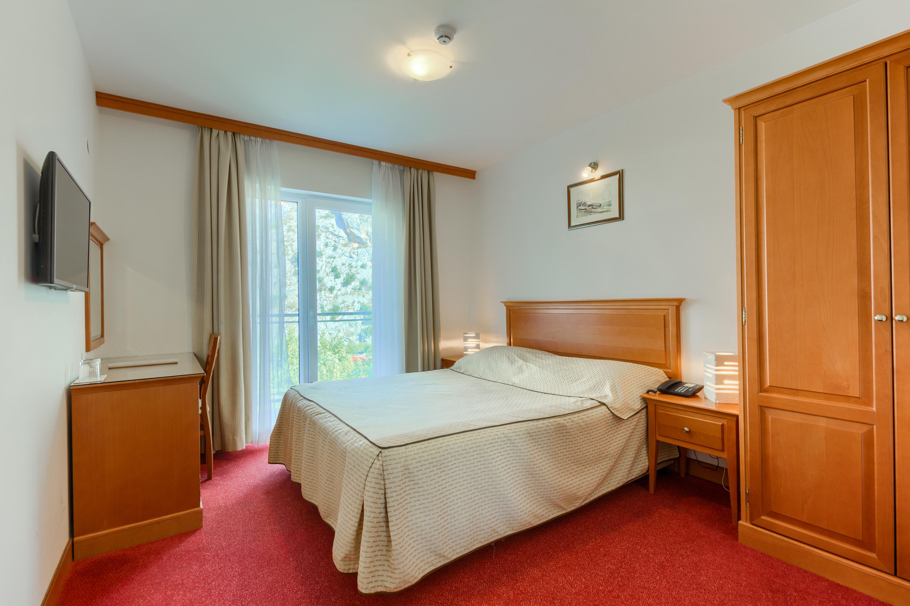 Hotel Villa Dvor (Adults Only) أوميس المظهر الخارجي الصورة